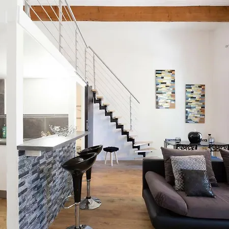 Loft rénové à neuf de 46 m² Suite Yes week-end Montpellier Buitenkant foto